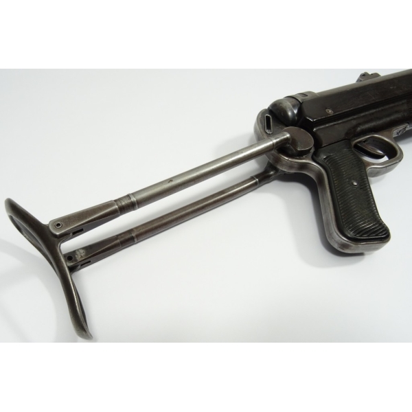 Pistolet samopowtarzalny MP40 kal. 9x19mm